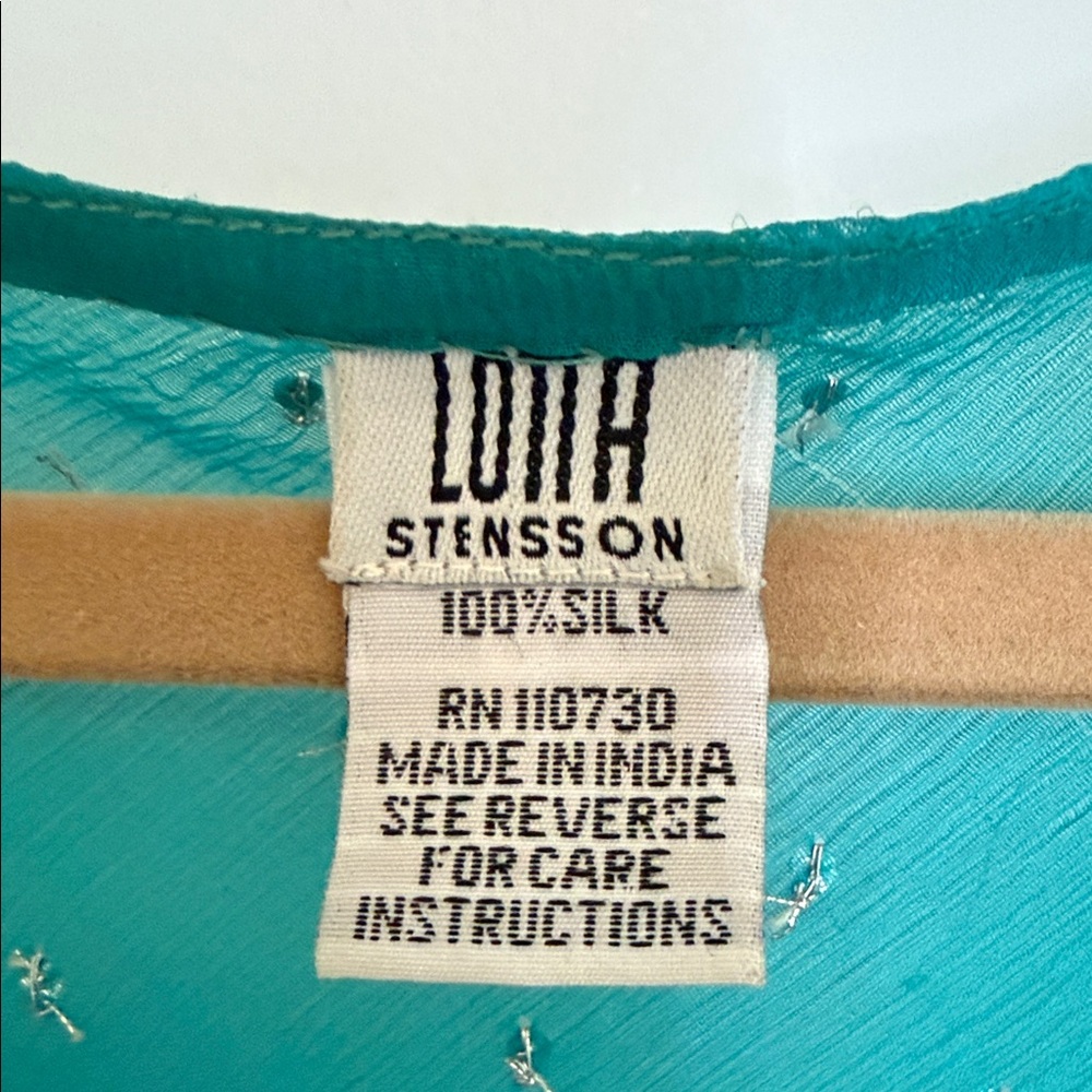 Chic Teal V-Neck Women's Blouse with Silver and Pink Accents - Picture 2 of 7
